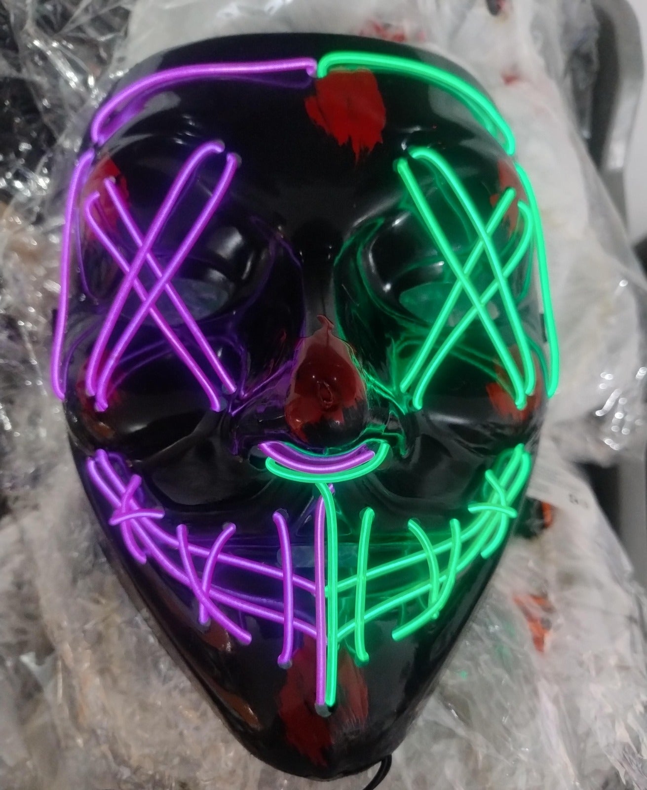 ®Killer Mask LED – Sé la sensación en Halloween